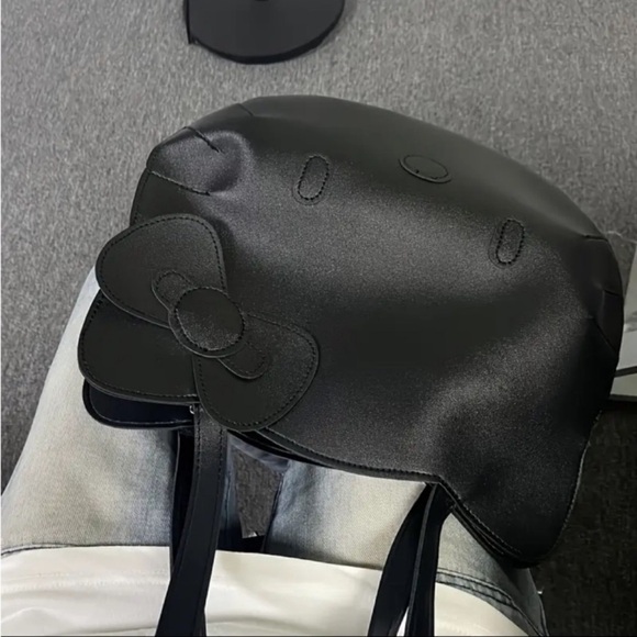 Vegan Leather Hello Kitty Tote, Hello Kitty Bag, Hello Kitty Purse, Faux Leather - Picture 6 of 9